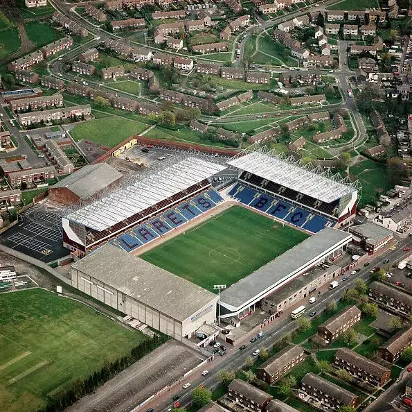 turf moor burnley edited