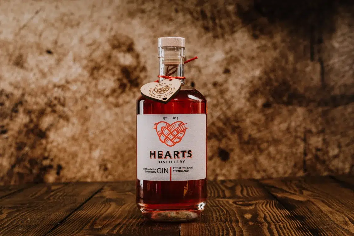 Hearts gin red