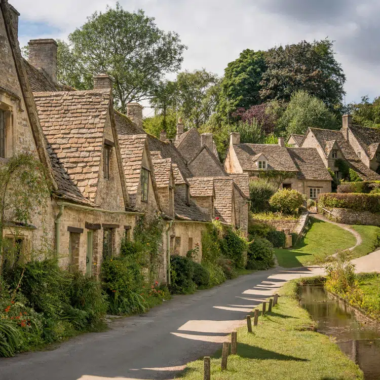 bibury square