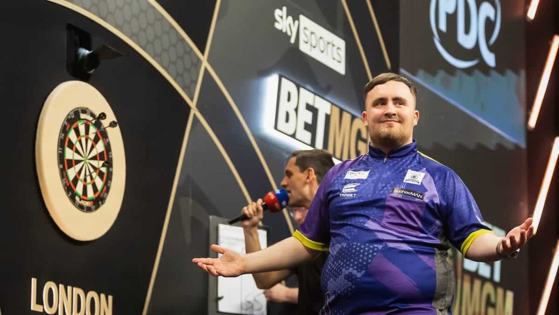 Luke the Nuke wint premier league with 9Darter