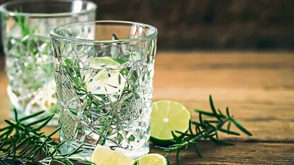 the trend of sipping gins