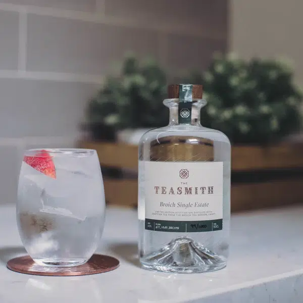 Broich single estate Teasmith gin