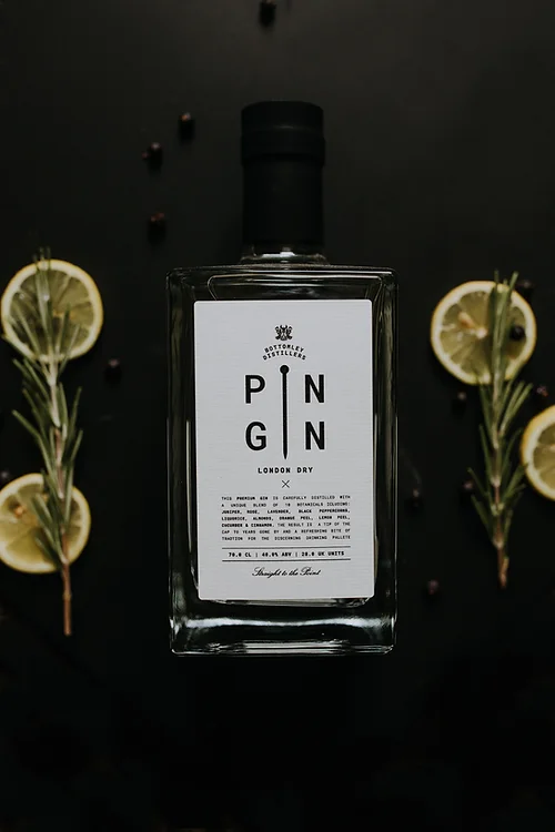 London Dry Pin Gin 70cl