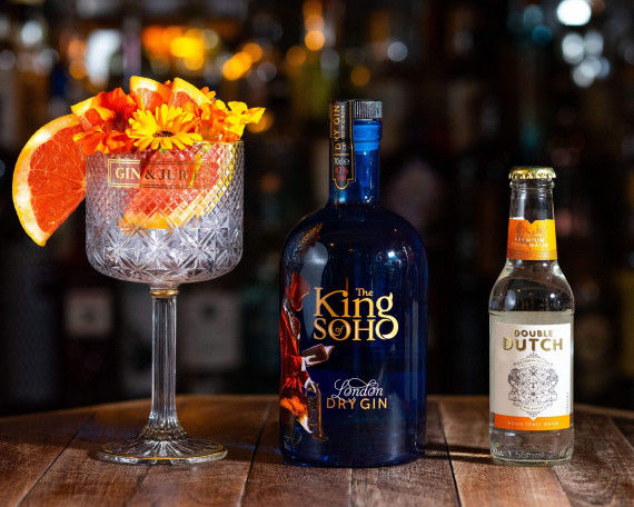 King of Soho Quality Gin Guaranteed made in UK Gin Juice