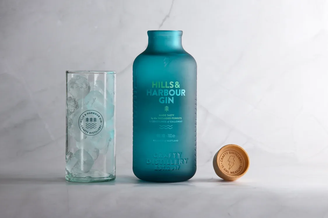 HillsHarbour Gin 70cl II