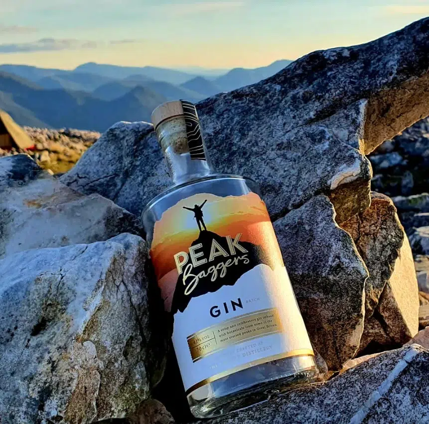 Peak Baggers Small Batch Gin 70cl